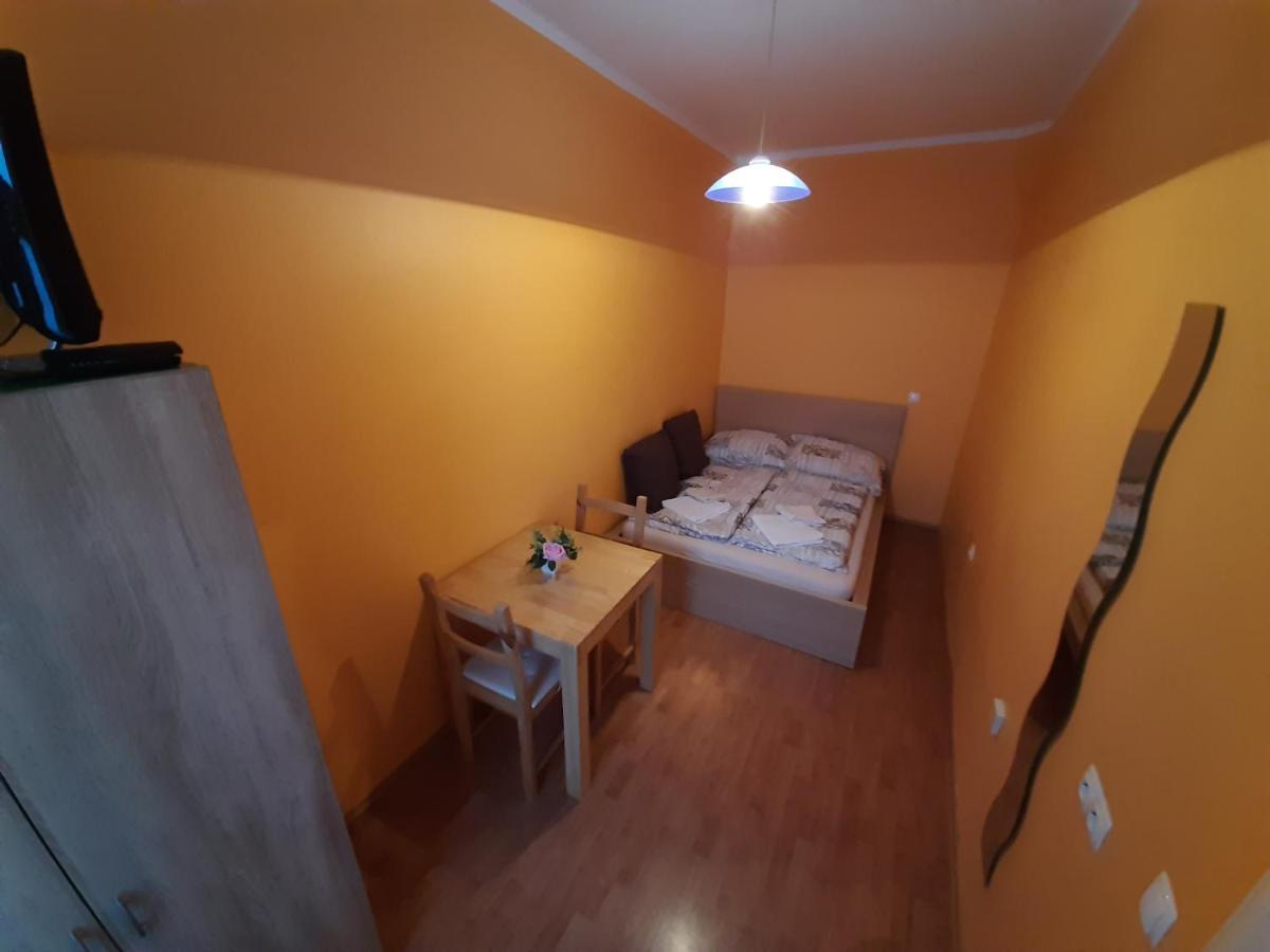 Monterooms Vienna Schoenbrunn 10 Minutes To Downtown מראה חיצוני תמונה